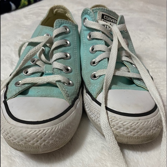 Converse Shoes - Woman’s light blue all star converse